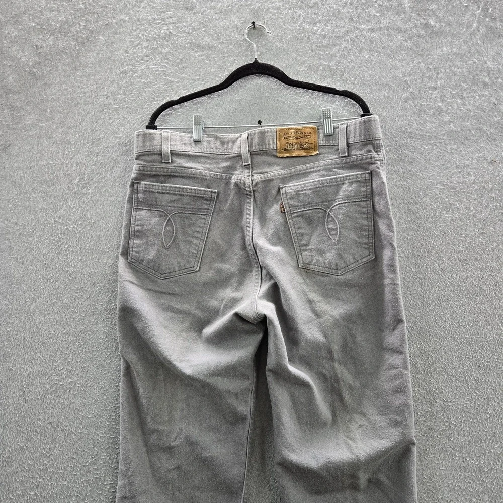 Levis *please carefully